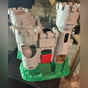 Vintage Fisher Price 1994 Great Adventures Castle #7110